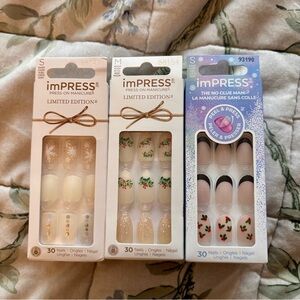 imPRESS KISS Winter Holiday Edition Press-On Nails Cream, Gold, Black